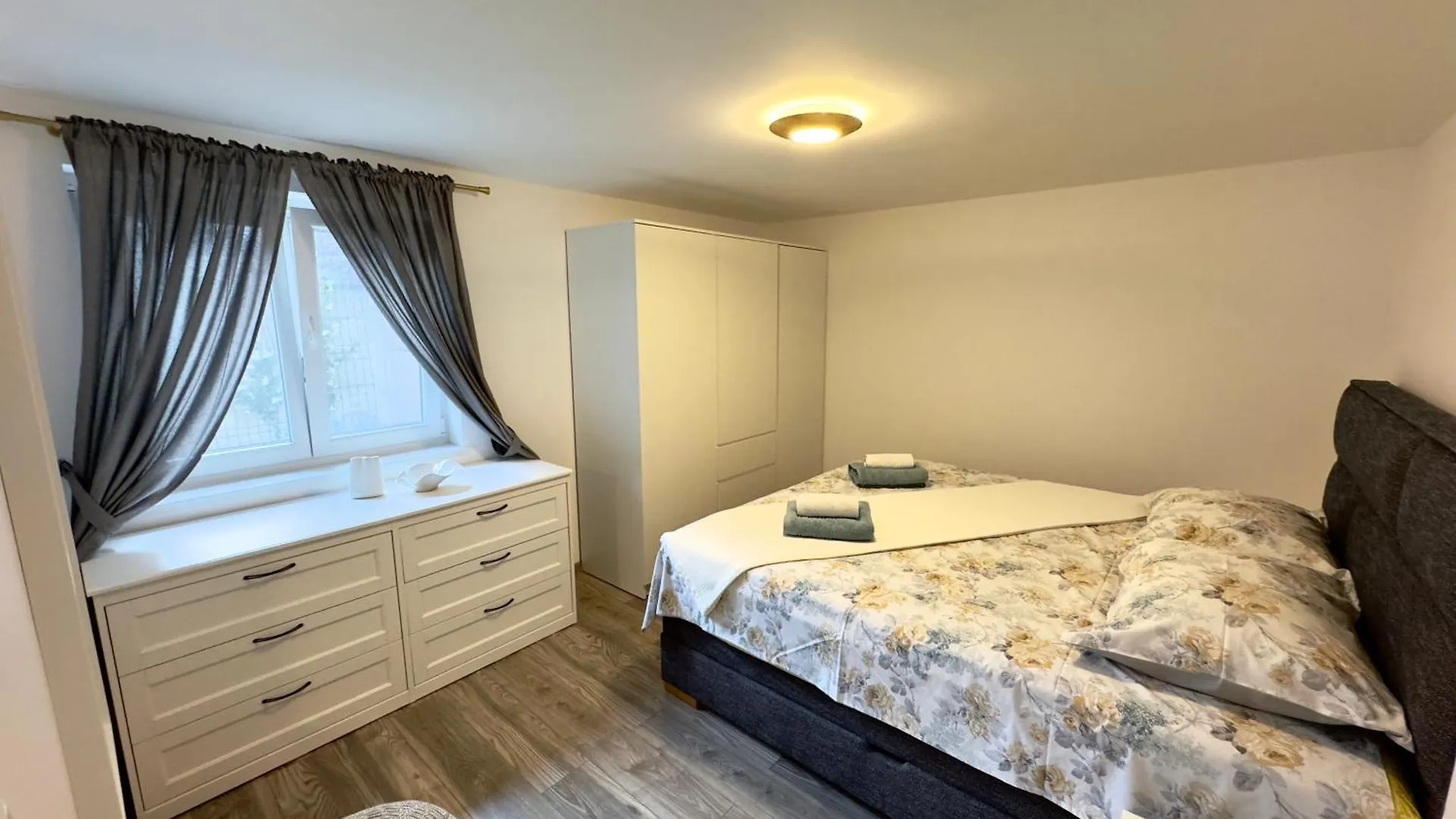 アパート Apartman Meld Vrh